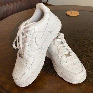 Big Kids/Women’s Nike Air Force 1 Shoes